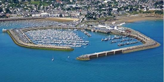 Positive-Energy Harbour Wall